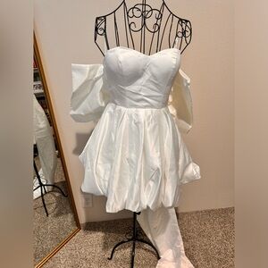 Elegant White Strapless Bubble Mini Dress